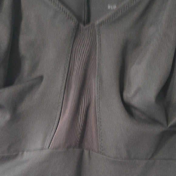 Ruby Ribbon Black Top - Picture 3 of 6